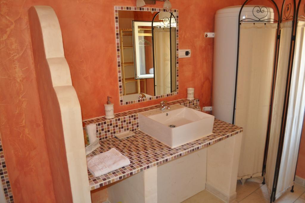 Bed and Breakfast La Ribeyrette Chamborigaud Номер фото